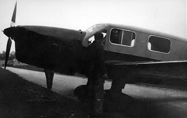 Иллюстрация к книге — Сент-Экзюпери, каким я его знал... [_33.jpg]