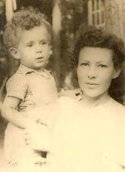 Иллюстрация к книге — Девочки. Дневник матери [i_018.jpg]