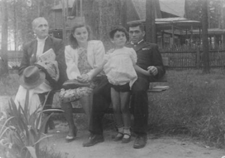 Иллюстрация к книге — Девочки. Дневник матери [i_022.jpg]