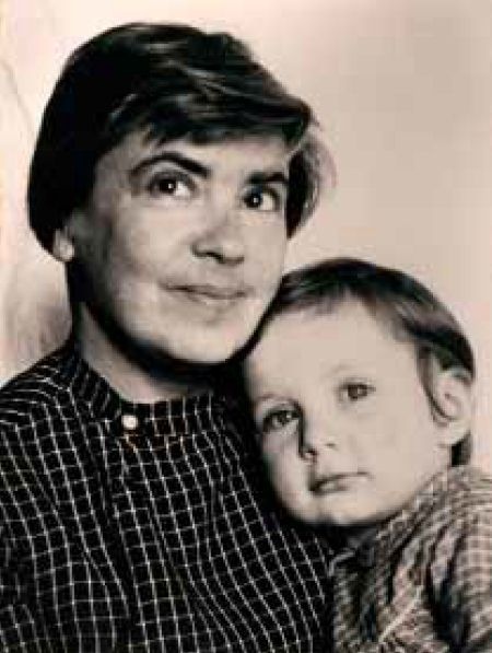 Иллюстрация к книге — Девочки. Дневник матери [i_053.jpg]