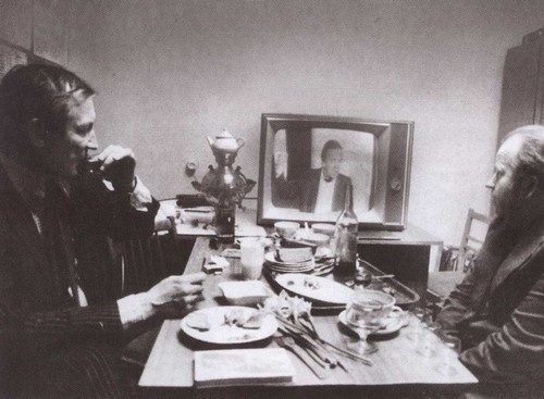 Иллюстрация к книге — Андрей Вознесенский [i_037.jpg]