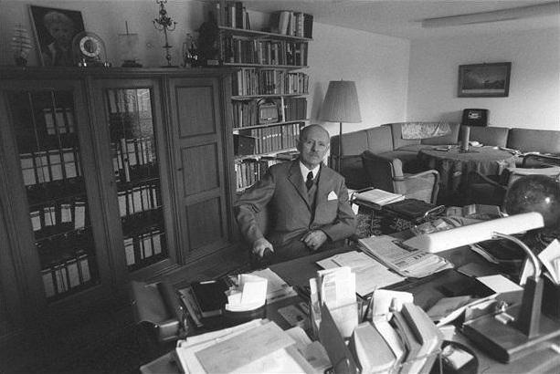 Иллюстрация к книге — Американская разведка против Сталина [i_027.jpg]