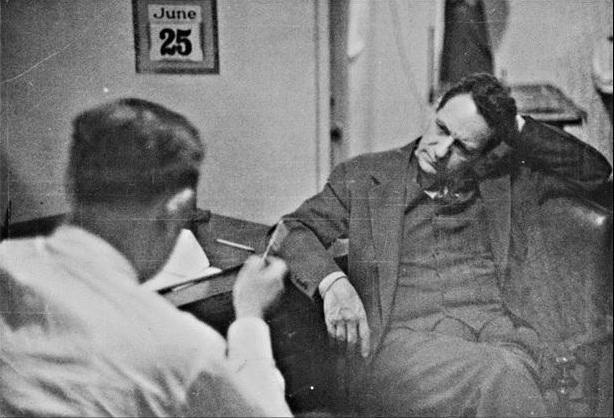 Иллюстрация к книге — Американская разведка против Гитлера [i_017.jpg]