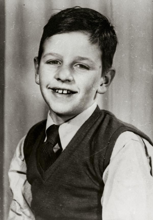 Иллюстрация к книге — The Beatles. Единственная на свете авторизованная биография [i_050.jpg]