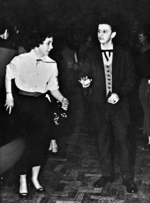 Иллюстрация к книге — The Beatles. Единственная на свете авторизованная биография [i_054.jpg]