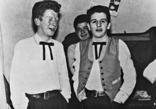 Иллюстрация к книге — The Beatles. Единственная на свете авторизованная биография [i_055.jpg]