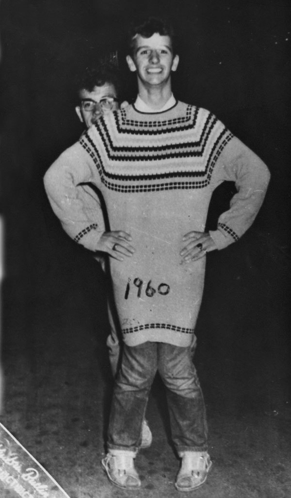 Иллюстрация к книге — The Beatles. Единственная на свете авторизованная биография [i_056.jpg]