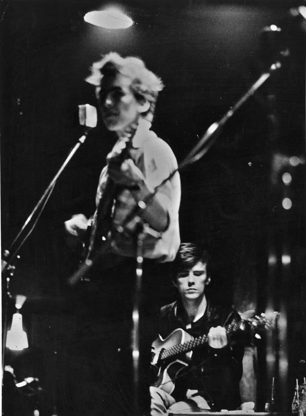 Иллюстрация к книге — The Beatles. Единственная на свете авторизованная биография [i_062.jpg]