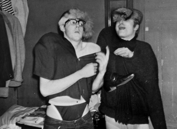 Иллюстрация к книге — The Beatles. Единственная на свете авторизованная биография [i_067.jpg]