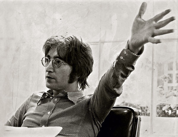 Иллюстрация к книге — The Beatles. Единственная на свете авторизованная биография [i_082.jpg]