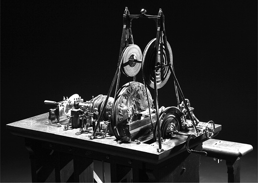 Иллюстрация к книге — Изобретено в России. История русской изобретательской мысли от Петра I до Николая II [image_14.jpg]