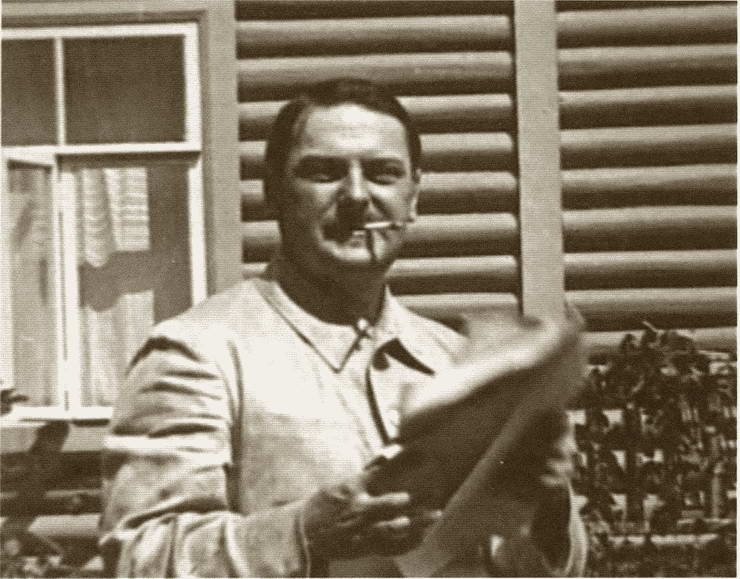 Иллюстрация к книге — Жданов [i_055.jpg]