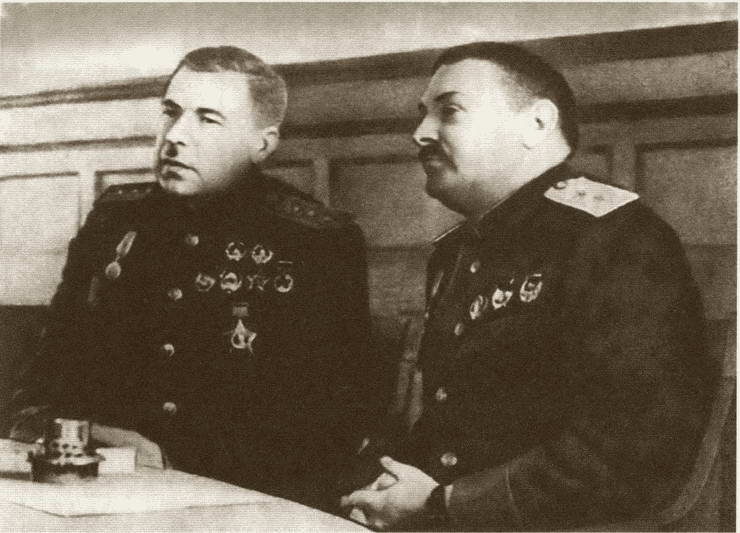 Иллюстрация к книге — Жданов [i_057.jpg]