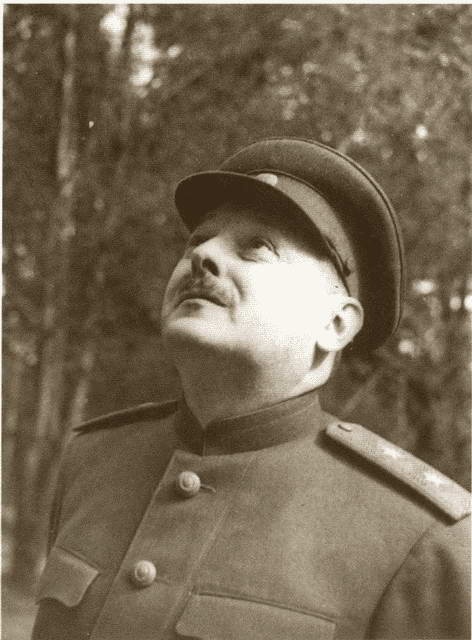 Иллюстрация к книге — Жданов [i_060.jpg]