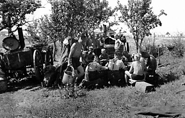 Иллюстрация к книге — &quot;Будь проклят Сталинград!&quot; Вермахт в аду [i_083.jpg]