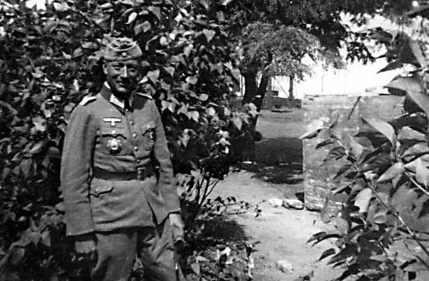 Иллюстрация к книге — &quot;Будь проклят Сталинград!&quot; Вермахт в аду [i_093.jpg]