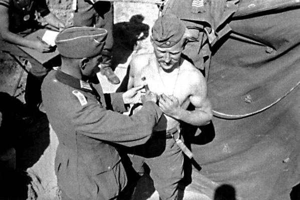 Иллюстрация к книге — &quot;Будь проклят Сталинград!&quot; Вермахт в аду [i_115.jpg]