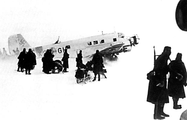 Иллюстрация к книге — &quot;Будь проклят Сталинград!&quot; Вермахт в аду [i_160.jpg]