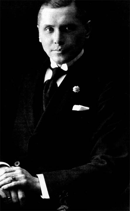 Иллюстрация к книге — По краю бездны. Хроника семейного путешествия по военной России [i_007.jpg]