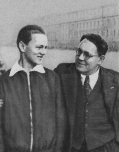 Иллюстрация к книге — Маршак [i_045.jpg]