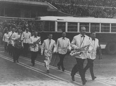 Иллюстрация к книге — Леонид Утесов [i_036.jpg]