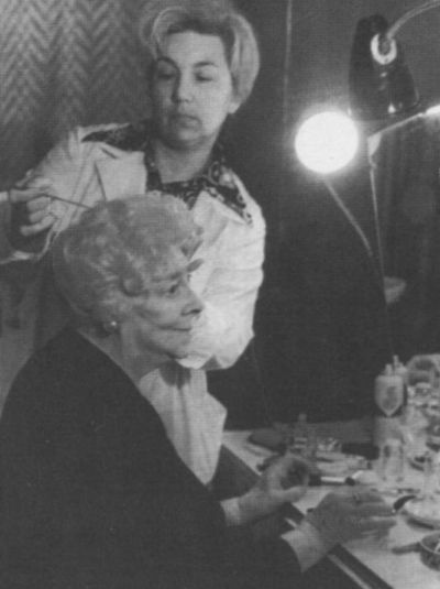 Иллюстрация к книге — Фаина Раневская [_25.jpg]