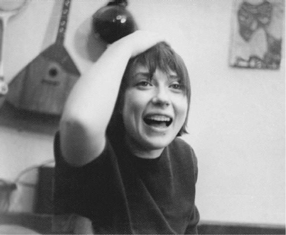 Иллюстрация к книге — Инна Чурикова. Судьба и тема [i_013.jpg]