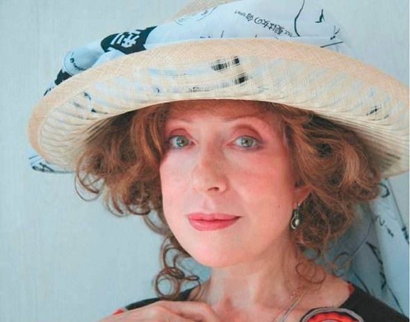 Иллюстрация к книге — Инна Чурикова. Судьба и тема [i_047.jpg]