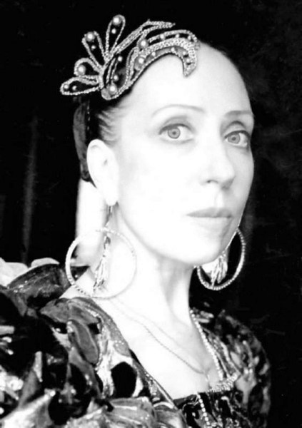 Иллюстрация к книге — Инна Чурикова. Судьба и тема [i_071.jpg]