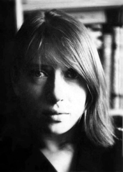 Иллюстрация к книге — Инна Чурикова. Судьба и тема [i_101.jpg]