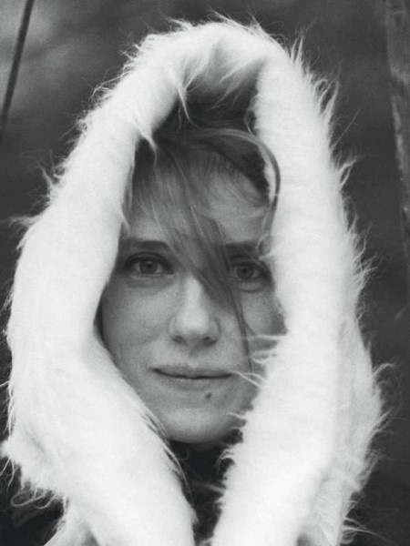 Иллюстрация к книге — Инна Чурикова. Судьба и тема [i_103.jpg]