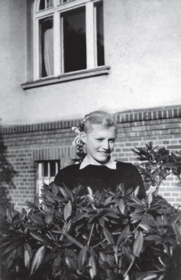 Иллюстрация к книге — Эхо любви [imgcb50.jpg]