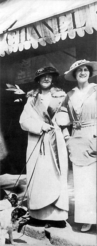 Иллюстрация к книге — Коко Шанель [i_004.jpg]