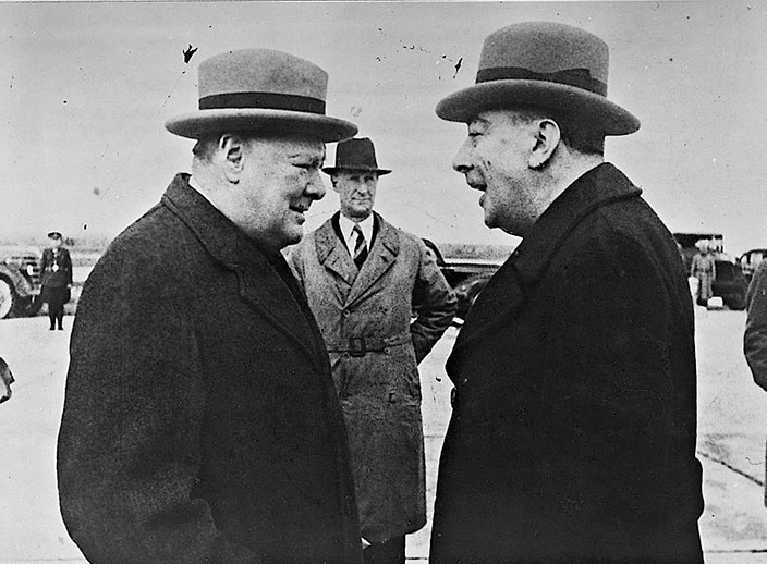 Иллюстрация к книге — Черчилль. Биография [i_049.jpg]