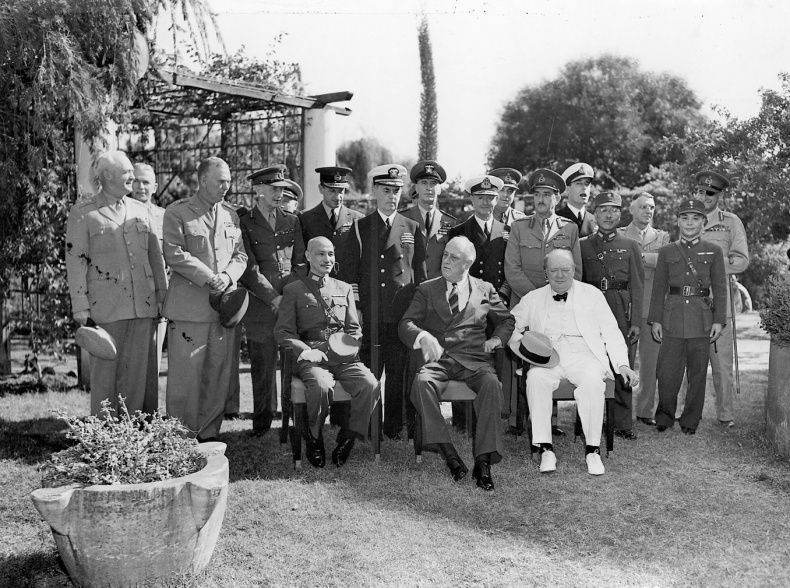 Иллюстрация к книге — Черчилль. Биография [i_051.jpg]