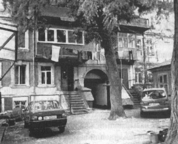 Иллюстрация к книге — Саша Черный. Печальный рыцарь смеха [i_003.jpg]