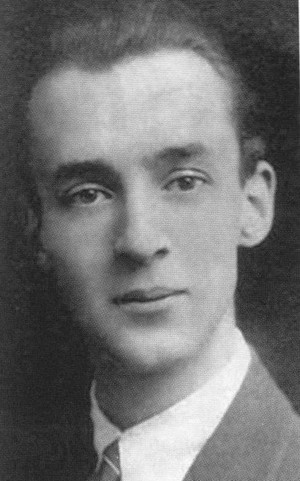 Иллюстрация к книге — Саша Черный. Печальный рыцарь смеха [i_040.jpg]