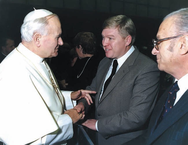 Иллюстрация к книге — Групповая гонка. Записки генерала КГБ [i_004.jpg]