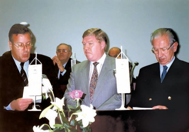 Иллюстрация к книге — Групповая гонка. Записки генерала КГБ [i_018.jpg]