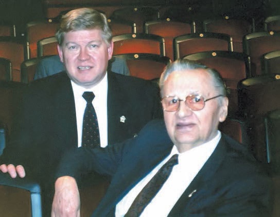 Иллюстрация к книге — Групповая гонка. Записки генерала КГБ [i_030.jpg]