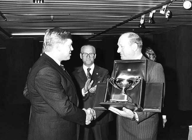 Иллюстрация к книге — Групповая гонка. Записки генерала КГБ [i_037.jpg]