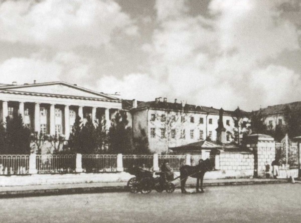 Иллюстрация к книге — Рахманинов [i_029.jpg]