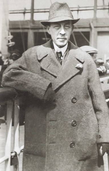 Иллюстрация к книге — Рахманинов [i_037.jpg]