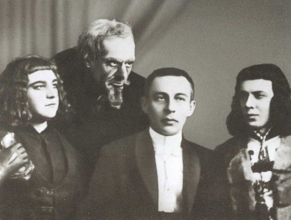 Иллюстрация к книге — Рахманинов [i_041.jpg]