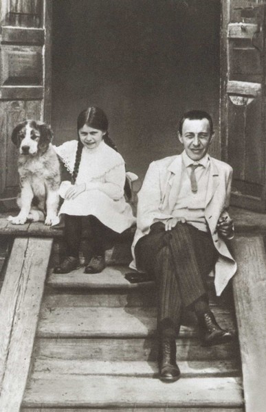 Иллюстрация к книге — Рахманинов [i_045.jpg]