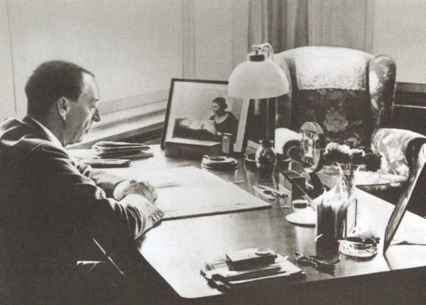 Иллюстрация к книге — Рахманинов [i_053.jpg]