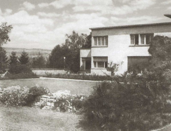 Иллюстрация к книге — Рахманинов [i_054.jpg]