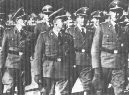 Иллюстрация к книге — Шпион для Германии [i_011.jpg]