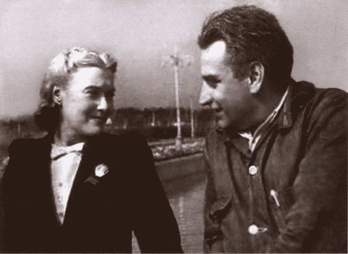 Иллюстрация к книге — Любовь Орлова [i_024.jpg]