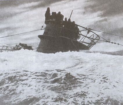 Иллюстрация к книге — Вторая мировая война на море и в воздухе. Причины поражения военно-морских и воздушных сил Германии [i_025.jpg]